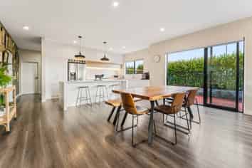 105 Pinecrest Drive, Gulf Harbour
