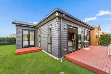 105 Pinecrest Drive, Gulf Harbour