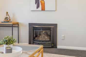 16 Birkinshaw Grove, Riverstone Terraces