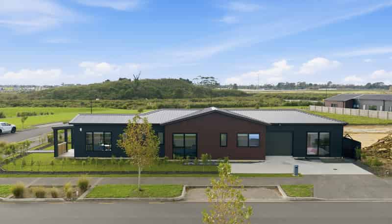 13 Ngakau Road, Karaka
