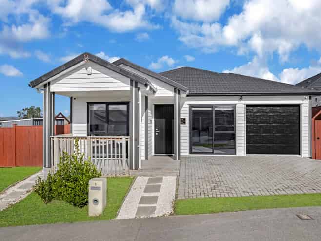 2 Rarangi Mai Lane, Karaka
