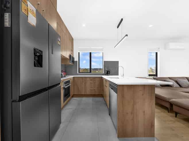 2 Rarangi Mai Lane, Karaka