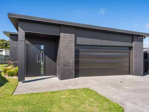 2 Tupeia Lane, Tikipunga
