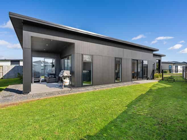 2 Tupeia Lane, Tikipunga