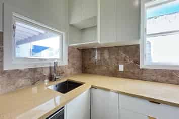 B/53 Northland Road , Northland