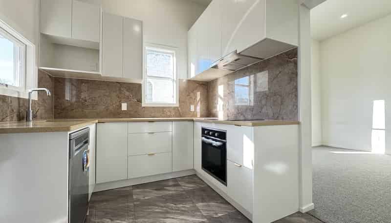 B/53 Northland Road , Northland