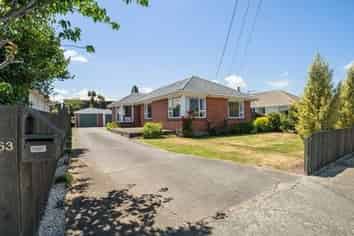 63 Vardon Crescent, Shirley