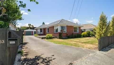 63 Vardon Crescent, Shirley