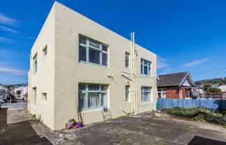 2/69 Constable Street, Newtown