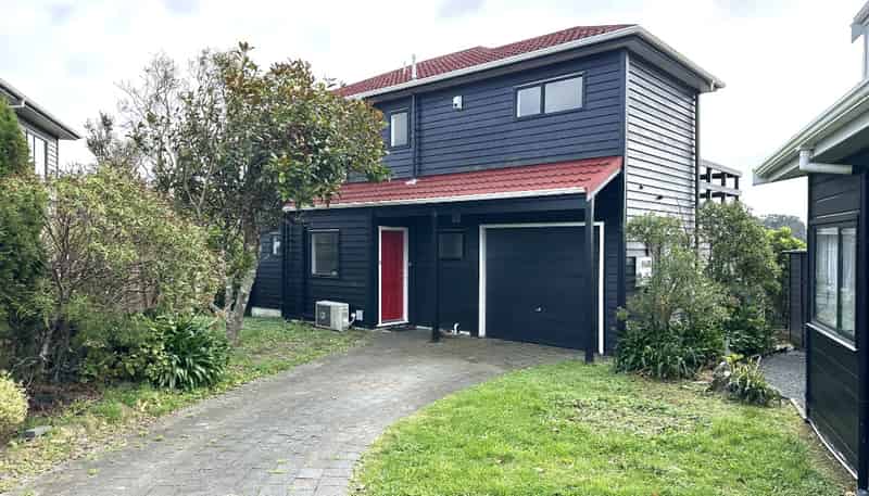 5A Becker Way, Karori