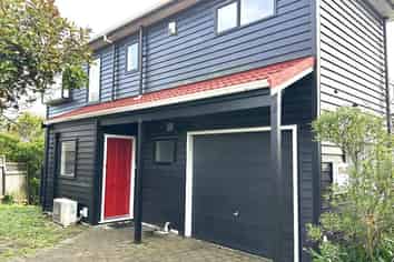 5A Becker Way, Karori