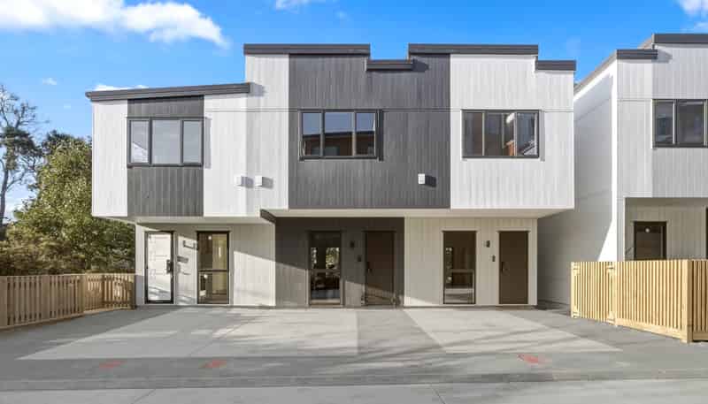 25/145 Albany Highway, Albany