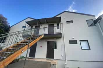 24/437B Albany Highway, Albany
