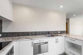 4/10-12 St Stephens Ave, Tuakau