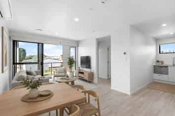 2/10 St Stephens Ave, Tuakau