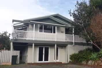 30 Beach Road, Onerahi