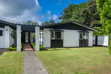  Fairway Drive, Kamo