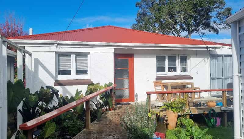 18 Tanekaha Drive, Riverside