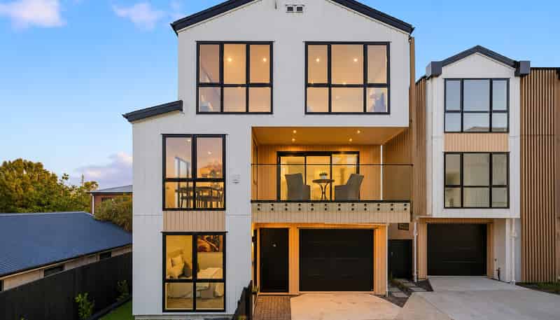 8B Stanley Avenue, Milford