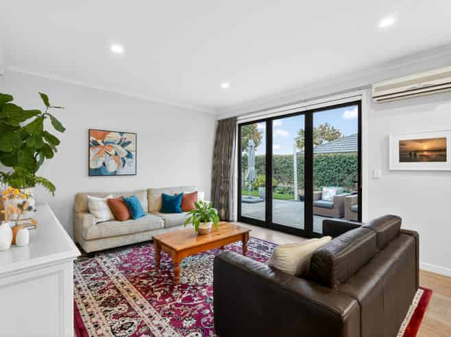 21 Brooklands Drive, Havelock North