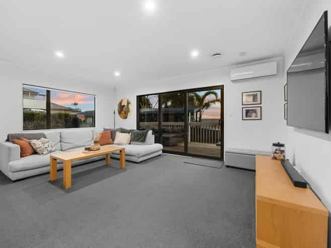 6 Cloghan Close, Massey