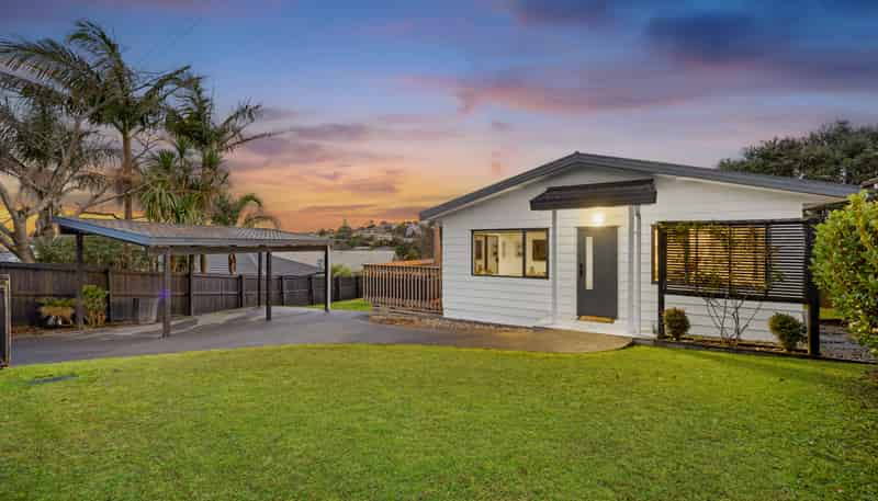 6 Cloghan Close, Massey