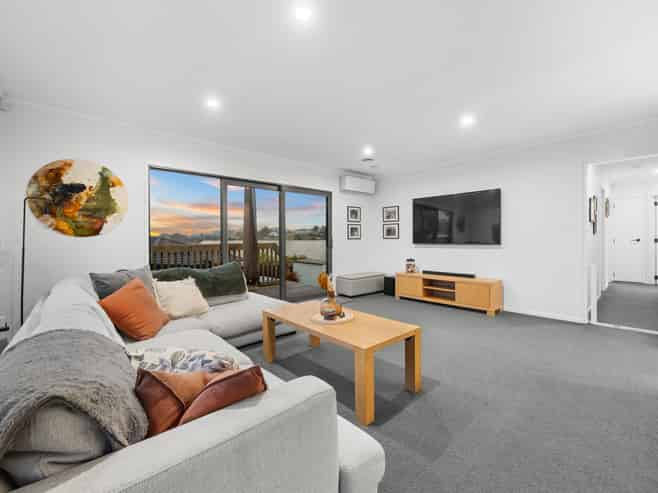 6 Cloghan Close, Massey
