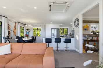 65M West End Road, Ohope
