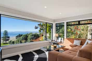65M West End Road, Ohope