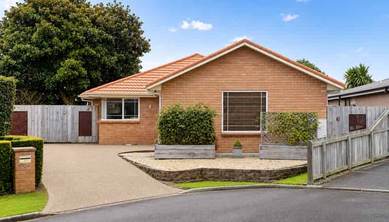 5 Lansbury Court, Rototuna North