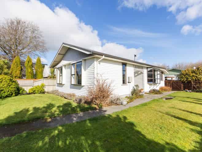 12 Rochester Street, Linwood