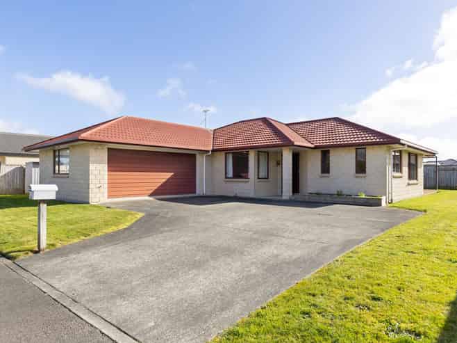 16 Orlando Way, KELVIN GROVE
