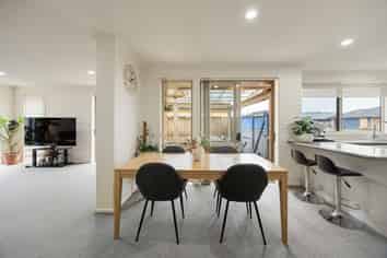 6 Saint Johns Avenue, Hamilton East