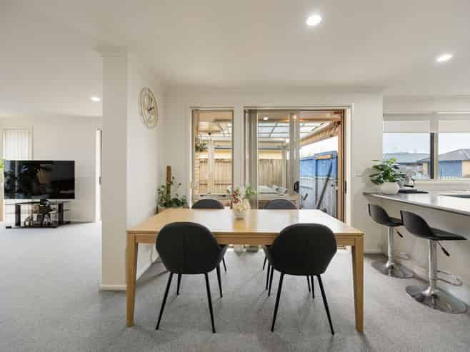 6 Saint Johns Avenue, Hamilton East
