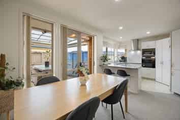 6 Saint Johns Avenue, Hamilton East