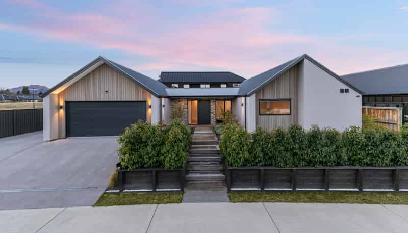 41 Avalon Station Drive, Wanaka