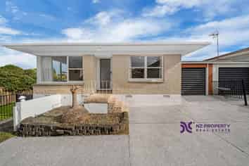 2/17 Jenelin Road Glendene, Glendene