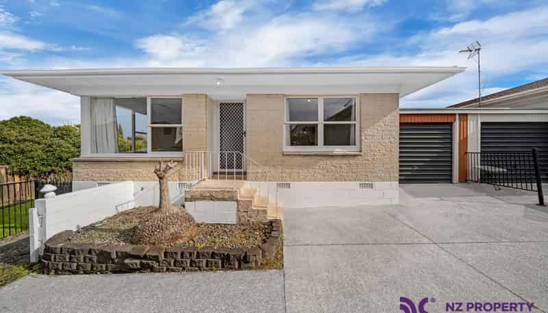 2/17 Jenelin Road Glendene, Glendene