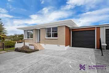 2/17 Jenelin Road Glendene, Glendene