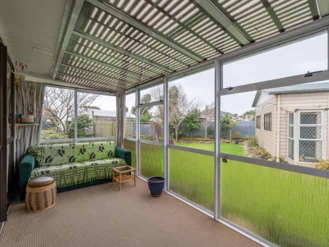 16 Tramway Road, Strathern