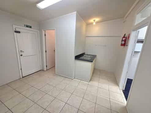 Dominion Road Opportunity – Occupy or Add Value