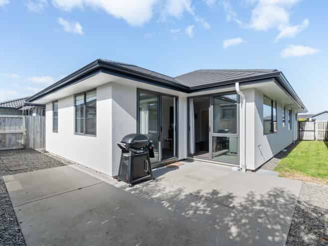 40 Hills View Drive, Papamoa