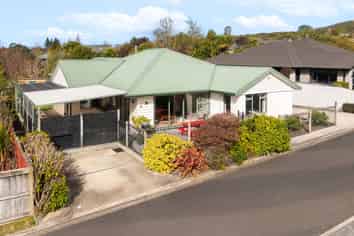 18 Hamon Place, Pukehangi