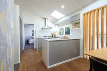 82 Kauri Point Road, Laingholm