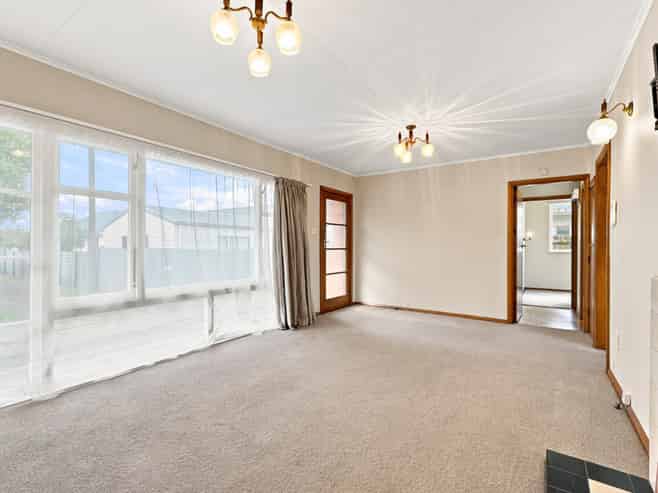 39 Fitzherbert Avenue, Springvale