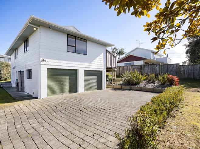 2 Corric Hill, Torbay