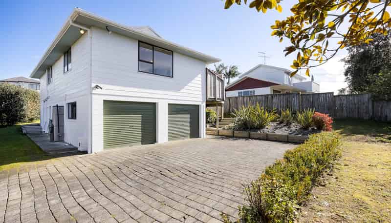 2 Corric Hill, Torbay