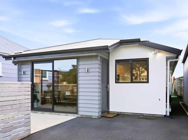 8 Edwin Street, Caversham