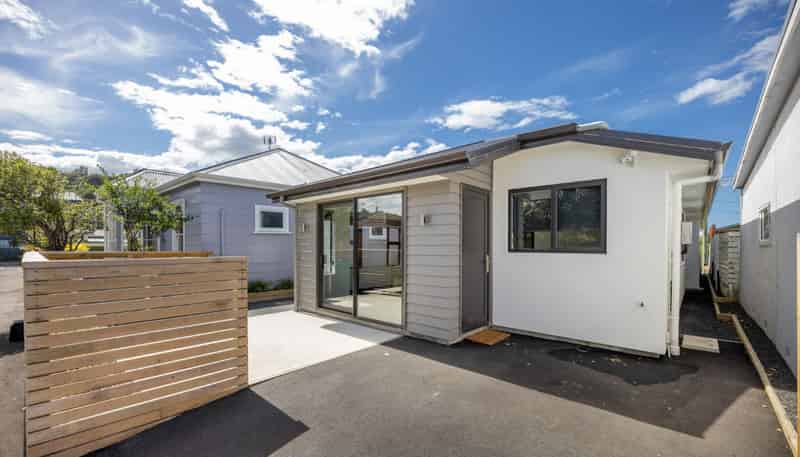8 Edwin Street, Caversham