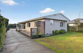 3 Royal Park Drive, Parklands
